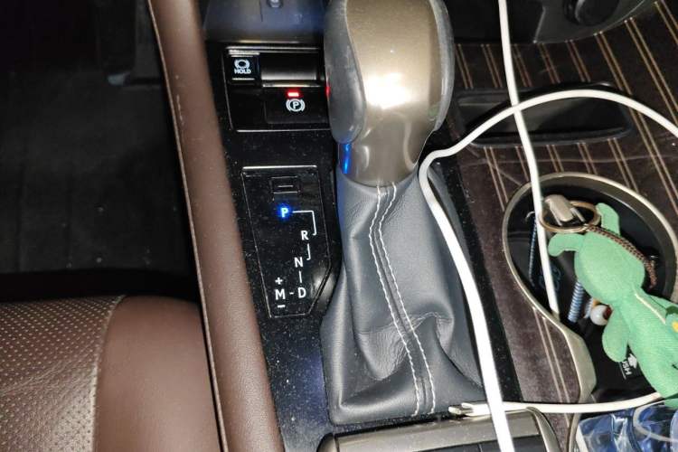 Used Lexus RX 2021 300 Four-Wheel Drive Special Edition Gear Lever
