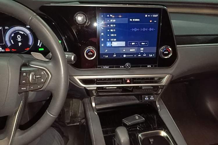 Used Lexus RX 2023 350h Two-Wheel Drive Enjoyment Version Audio And AC Panel