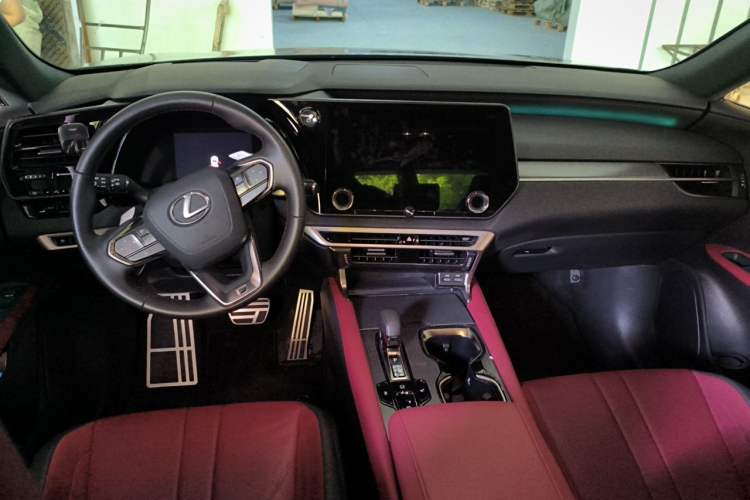 Used Lexus RX 2023 500h Four-Wheel Drive F SPORT Performance Center Console