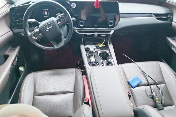 Used Lexus RX 2023 350h Four-Wheel Drive Enjoyment Version Center Console