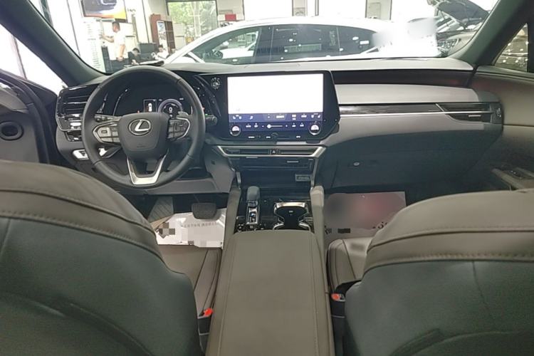 Used Lexus RX 2023 350h Four-Wheel Drive Enjoyment Version Center Console