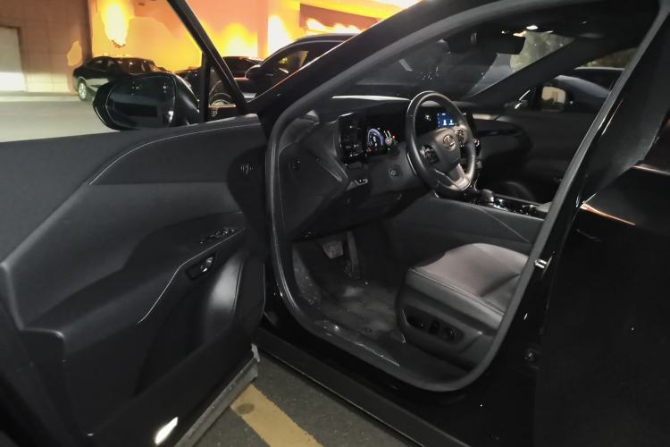 Used Lexus RX 2023 350h Two-Wheel Drive Enjoyment Version Driver Seat
