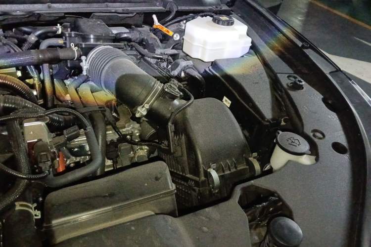 Used Lexus RX 2023 500h Four-Wheel Drive F SPORT Performance Engine Bay Left