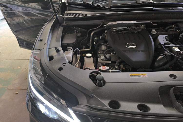 Used Lexus RX 2023 500h Four-Wheel Drive F SPORT Performance Engine Bay Right