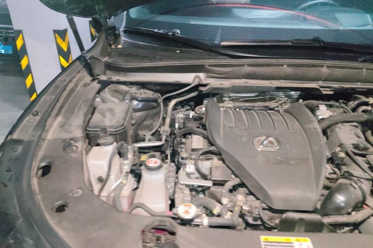 Used Lexus RX 2023 500h Four-Wheel Drive F SPORT Performance Engine Bay Right