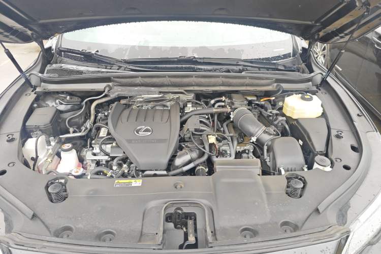 Used Lexus RX 2023 500h Four-Wheel Drive F SPORT Performance Engine Bay