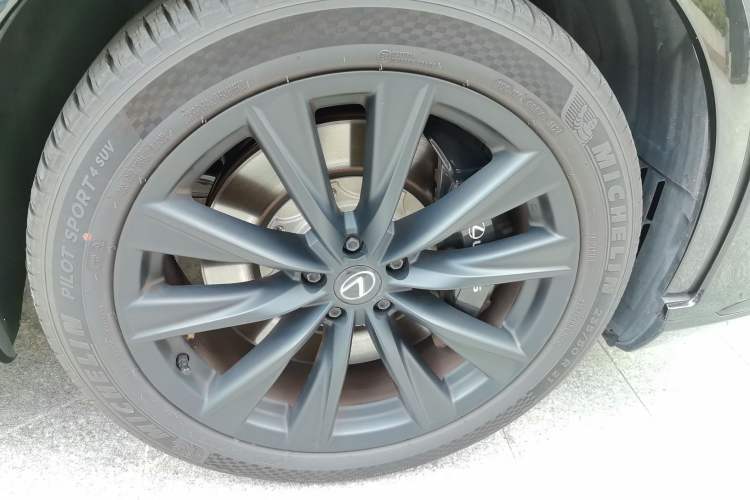 Used Lexus RX 2023 500h Four-Wheel Drive F SPORT Performance Exterior 7