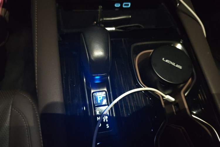 Used Lexus RX 2023 350h Four-Wheel Drive Enjoyment Version Gear Lever