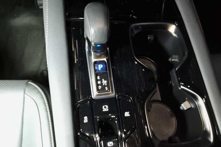 Used Lexus RX 2023 350h Two-Wheel Drive Enjoyment Version Gear Lever