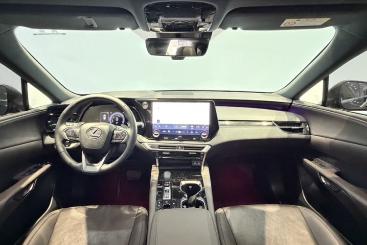 Used Lexus RX 2023 350h Four-Wheel Drive Enjoyment Version Interior 3
