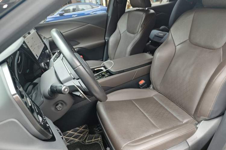 Used Lexus RX 2023 350h Four-Wheel Drive Enjoyment Version Left Front Seat