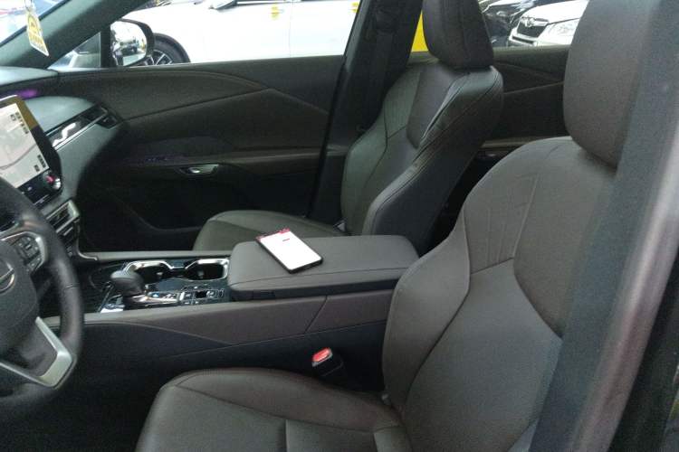 Used Lexus RX 2023 350h Four-Wheel Drive Enjoyment Version Left Front Seat