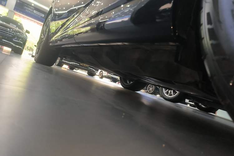 Used Lexus RX 2023 500h Four-Wheel Drive F SPORT Performance Left Side Sill