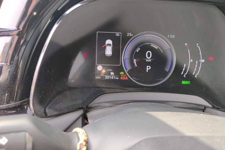 Used Lexus RX 2023 350h Two-Wheel Drive Enjoyment Version Odometer Close Up