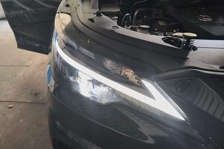Used Lexus RX 2023 500h Four-Wheel Drive F SPORT Performance Right Front Headlight