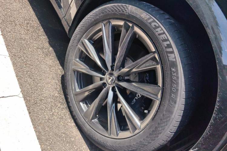 Used Lexus RX 2023 500h Four-Wheel Drive F SPORT Performance Right Front Wheel Hub