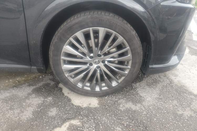 Used Lexus RX 2023 350h Four-Wheel Drive Enjoyment Version Right Front Wheel Hub
