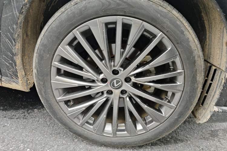 Used Lexus RX 2023 350h Four-Wheel Drive Enjoyment Version Right Front Wheel Hub