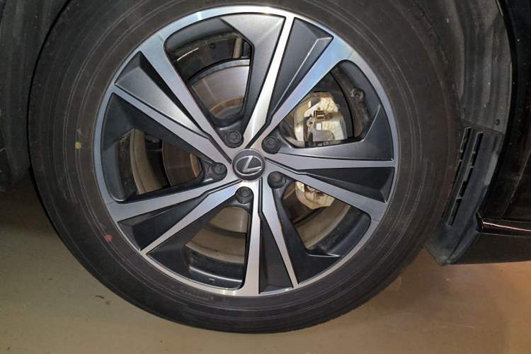 Used Lexus RX 2023 350h Two-Wheel Drive Enjoyment Version Right Front Wheel Hub