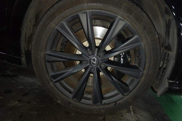 Used Lexus RX 2023 500h Four-Wheel Drive F SPORT Performance Right Front Wheel Hub