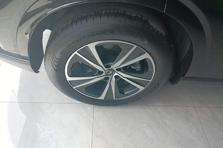 Used Lexus RX 2023 350h Two-Wheel Drive Enjoyment Version Right Rear Wheel Hub