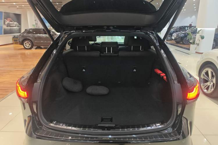 Used Lexus RX 2023 350h Four-Wheel Drive Enjoyment Version Trunk