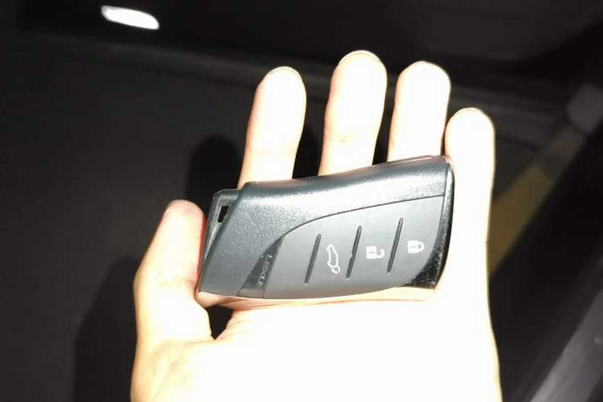 Used Lexus RX 2023 350h Two-Wheel Drive Enjoyment Version Vehicle Key