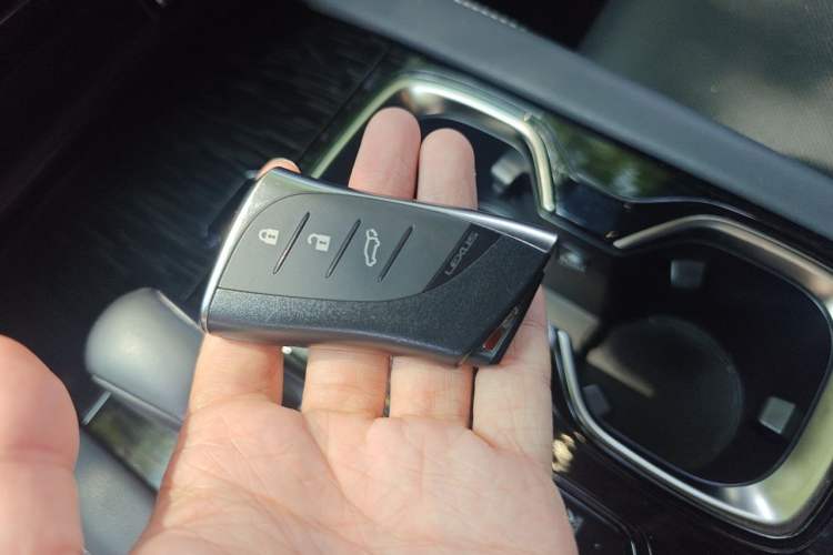 Used Lexus RX 2023 350h Two-Wheel Drive Enjoyment Version Vehicle Key