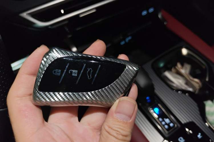 Used Lexus RX 2023 500h Four-Wheel Drive F SPORT Performance Vehicle Key