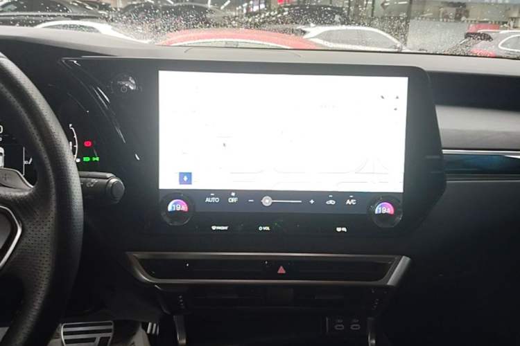 Used Lexus RX 2023 500h Four-Wheel Drive F SPORT Performance Audio And AC Panel
