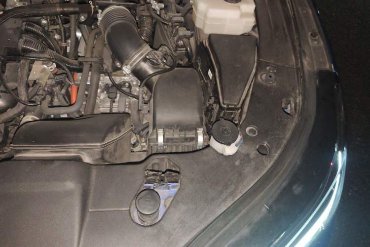 Used Lexus RX 2023 500h Four-Wheel Drive F SPORT Performance Engine Bay Left