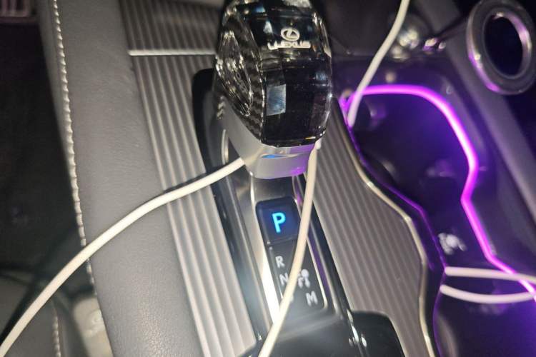 Used Lexus RX 2023 500h Four-Wheel Drive F SPORT Performance Gear Lever