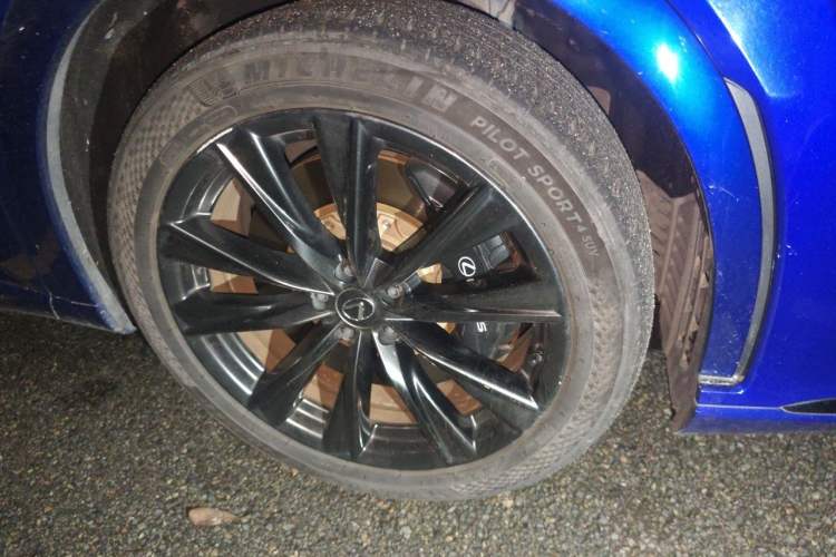 Used Lexus RX 2023 500h Four-Wheel Drive F SPORT Performance Right Front Wheel Hub
