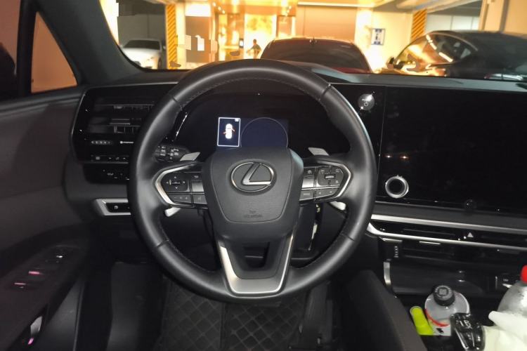 Used Lexus RX 2023 350h Two-Wheel Drive Comfort Edition Steering Wheel