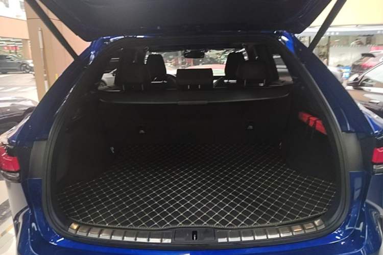 Used Lexus RX 2023 500h Four-Wheel Drive F SPORT Performance Trunk
