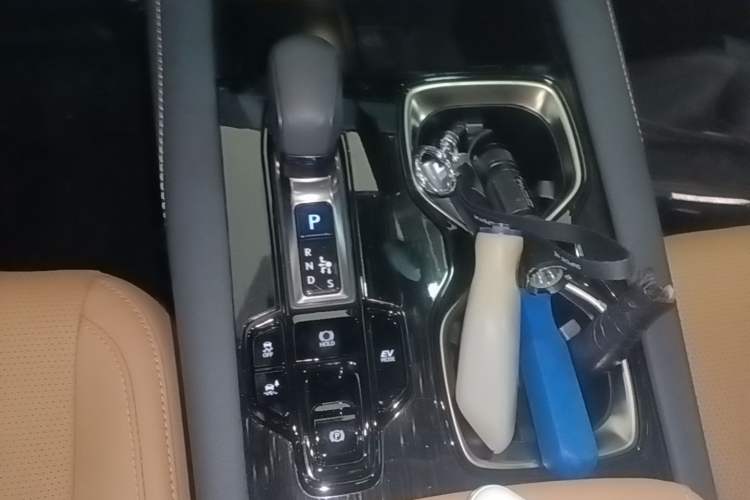Used Lexus RX 2023 350h Four-Wheel Drive Enjoyment Version Gear Lever