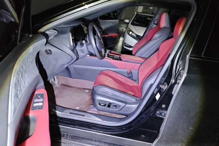 Used Lexus RX 2023 500h Four-Wheel Drive F SPORT Performance Driver Seat