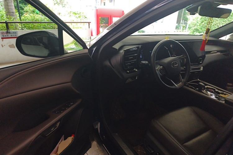 Used Lexus RX 2023 350h Two-Wheel Drive Comfort Edition Driver Seat