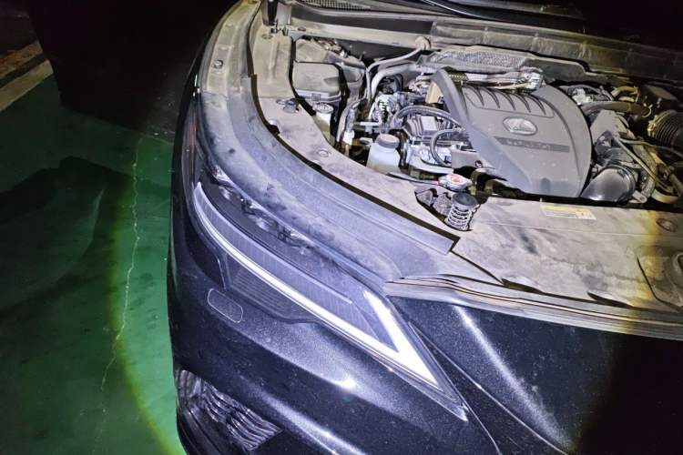 Used Lexus RX 2023 500h Four-Wheel Drive F SPORT Performance Engine Bay Right