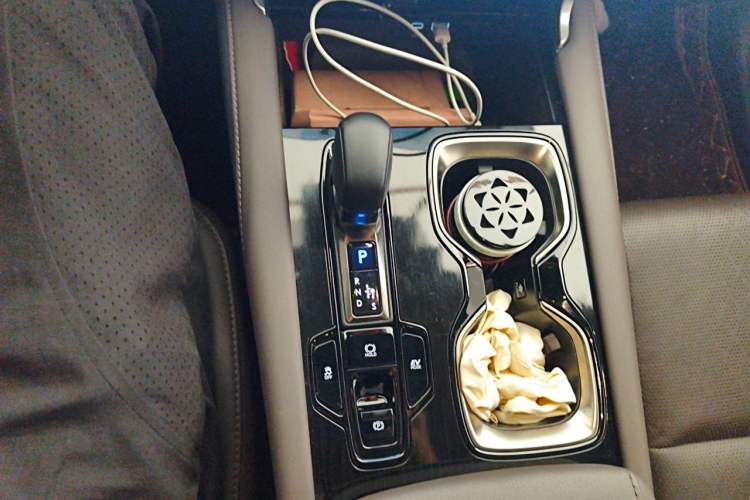Used Lexus RX 2023 350h Two-Wheel Drive Comfort Edition Gear Lever