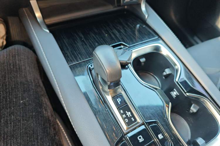Used Lexus RX 2023 350h Two-Wheel Drive Enjoyment Version Gear Lever