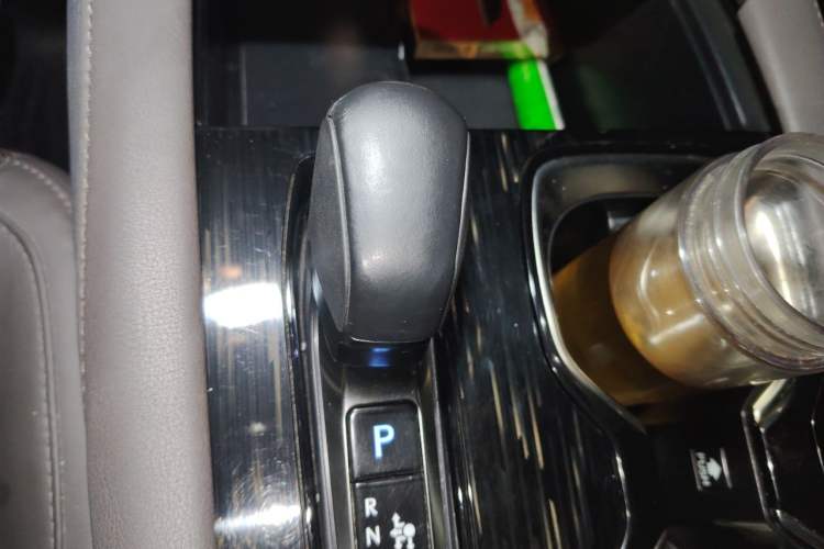 Used Lexus RX 2023 350h Four-Wheel Drive Enjoyment Version Gear Lever