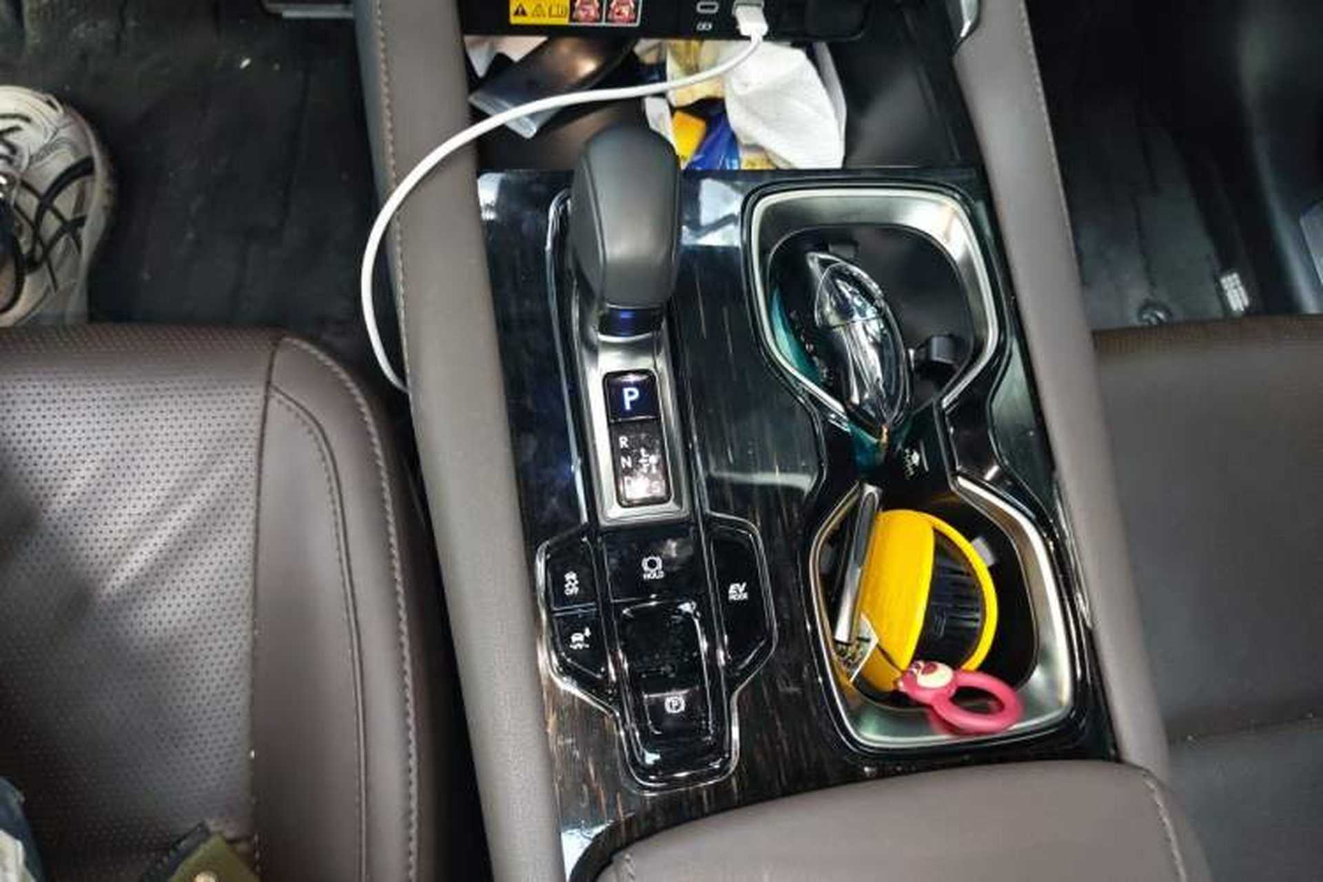 Used Lexus RX 2023 350h Four-Wheel Drive Enjoyment Version Gear Lever
