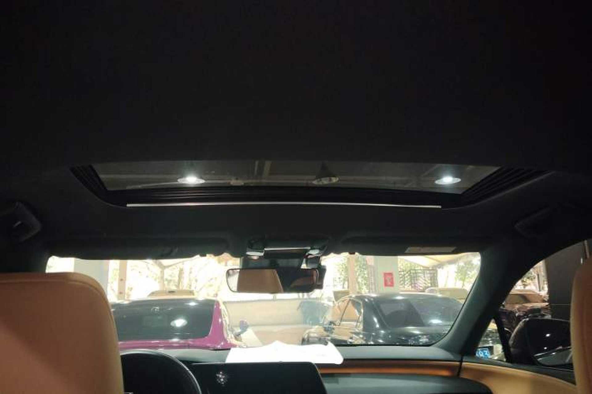 Used Lexus RX 2023 350h Two-Wheel Drive Enjoyment Version Headliner