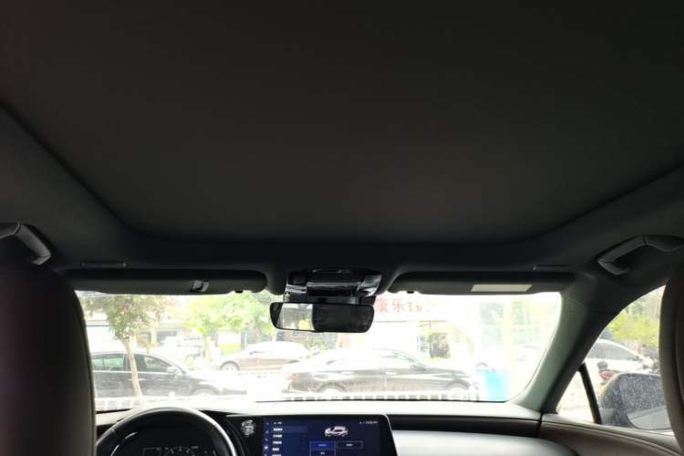 Used Lexus RX 2023 350h Two-Wheel Drive Comfort Edition Headliner