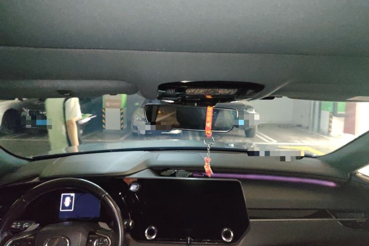 Used Lexus RX 2023 350h Four-Wheel Drive Enjoyment Version Headliner