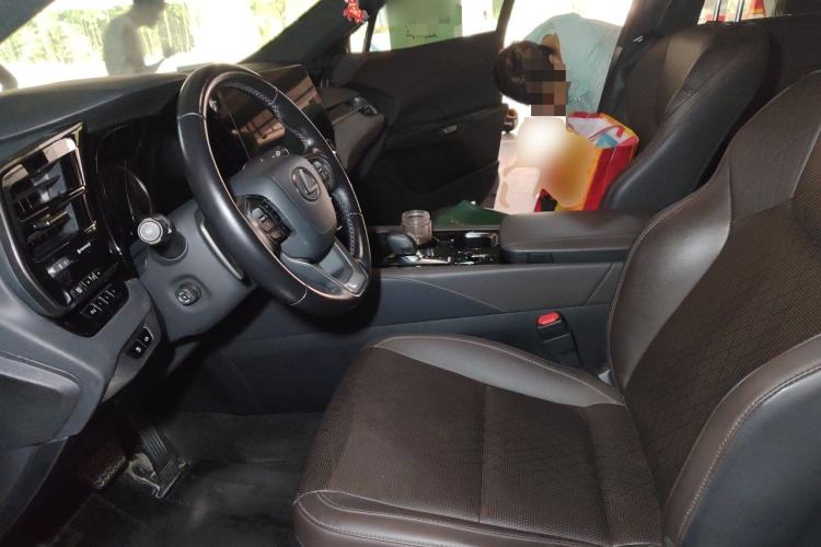 Used Lexus RX 2023 350h Four-Wheel Drive Enjoyment Version Left Front Seat