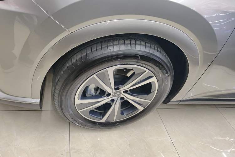 Used Lexus RX 2023 350h Two-Wheel Drive Enjoyment Version Left Front Wheel Hub