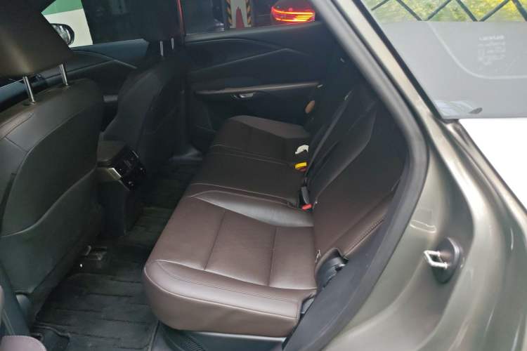 Used Lexus RX 2023 350h Four-Wheel Drive Enjoyment Version Left Rear Seat