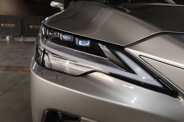 Used Lexus RX 2023 350h Four-Wheel Drive Enjoyment Version Right Front Headlight